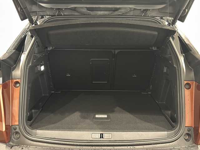 プジョー ３００８ GT ブルー HDi 新潟県 2019(平31)年 4.9万km 茶Ⅱ 純正メモリナビ/フルセグTV/純正ディスプレイオーディオ/(Bluetooth/USB/CarPlay)/バック/サイドカメラ/パワーバックドア/ETC/レーンキープアシスト/アダプティブクルーズコントロール/ダウンヒルアシスト/インテリジェントハイビーム/ハーフレザーシート/スペアキー/フロアマット
