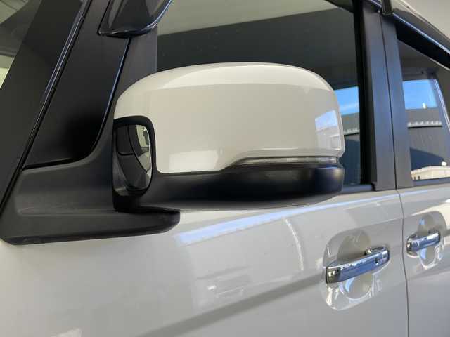 ホンダ Ｎ ＢＯＸ カスタム G L ホンダセンシング 長野県 2020(令2)年 6.6万km プラチナホワイトパール 4WD/ホンダセンシング/パワースライドドア/メモリナビ/　【CD DVD SD USB BT】/フルセグTV/バックカメラ/ETC/ステアリングスイッチ/レーダークルーズコントロール/シートヒーター/ミラーヒーター/横滑り防止装置/アイドリングストップ/LEDライト/フォグランプ/ウィンカーミラー/純正フロアマット/ドアバイザー