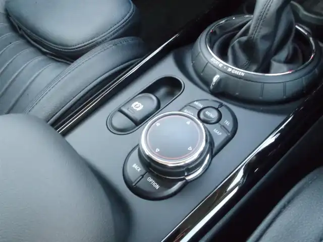 ＭＩＮＩ ミニ クラブマン クーパーS 岩手県 2016(平28)年 4.3万km メルティングシルバーM 純正HDDナビ/バックカメラ/リアPDC/コンフォートアクセス/クルコン /ミラーETC/LEDライト/革調シートカバー/ワンオーナー