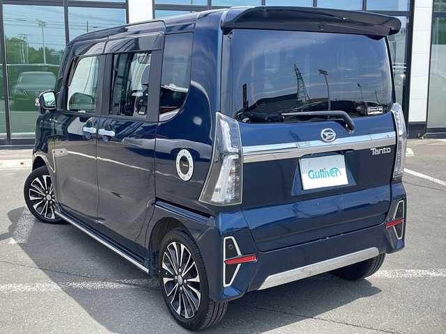 ダイハツ タント カスタム RS 道東・釧路十勝 2019(令1)年 6.6万km レーザーブルークリスタルシャイン ・4WD/・純正SDナビ/(フルセグ・BT・CD・DVD・FM・AM)/・全方位カメラ/バックカメラ/・純正フリップダウンモニター/・レーダークルーズコントロール/・両側パワースライドドア/・純正エンジンスターター/・純正前方ドライブレコーダー/・衝突軽減システム/・車線逸脱警報/・レーンキープアシスト/・LEDヘッドライト/・フォグライト/・オートライト/・オートマチックハイビーム/・ロングスライドスイッチ/・革巻きステアリング/・ステアリングスイッチ/・横滑り防止/・アイドリングストップ/・電格ウィンカーミラー/・ドアバイザー/・スマートキー/・プッシュスタート/・純正AW付冬タイヤ　積込