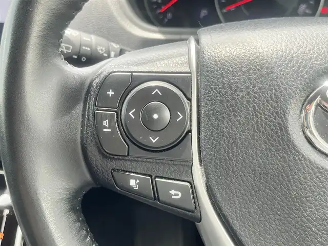 トヨタ ヴォクシー ZS 島根県 2020(令2)年 6.4万km ホワイトパールクリスタルシャイン 純正9インチナビ　/フルセグTV　/ＤＶＤ再生　/Ｂｌｕｅｔｏｏｔｈ接続　/バックカメラ　/前後ドライブレコーダー　/ビルトインＥＴＣ　/両側パワースライドドア　/前後コーナーセンサー　/衝突軽減ブレーキ/アイドリングストップ/レーンキープアシスト/オートハイビーム／ライト　/スマートキー　/プッシュスタート/純正ＬＥＤヘッドライト　/純正１６インチアルミホイール/純正フロアマット/スペアキー１本