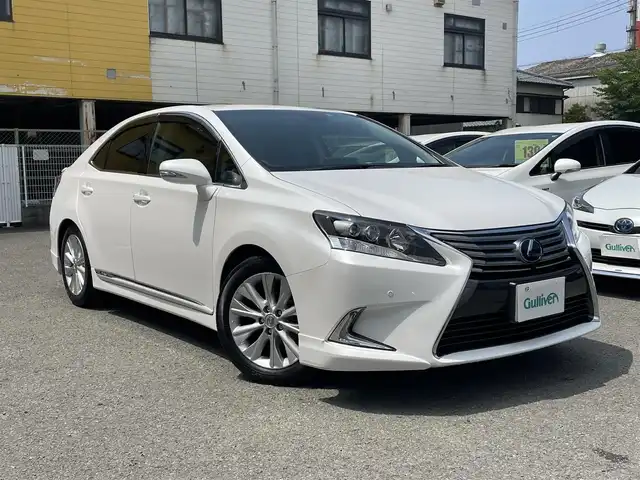 レクサス ＨＳ 250h バージョンL 和歌山県 2015(平27)年 2.6万km ソニッククォーツ 純正ナビ（AM/FM.CD.DVD.USB.AUX.BLUETOOTH.ワンセグフルセグTV)/D/N席パワーシート/クルーズコントロール/コーナーセンサー/バックカメラ/フロントカメラ/フォグランプ/ドライブレコーダー/ETC/HUD/ウッドコンビステアリング/エアシート/シートヒーター/純正フロアマット/純正ドアバイザー/コーナーポール