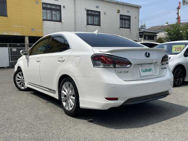 レクサス ＨＳ 250h バージョンL 和歌山県 2015(平27)年 2.6万km ソニッククォーツ 純正ナビ（AM/FM.CD.DVD.USB.AUX.BLUETOOTH.ワンセグフルセグTV)/D/N席パワーシート/クルーズコントロール/コーナーセンサー/バックカメラ/フロントカメラ/フォグランプ/ドライブレコーダー/ETC/HUD/ウッドコンビステアリング/エアシート/シートヒーター/純正フロアマット/純正ドアバイザー/コーナーポール