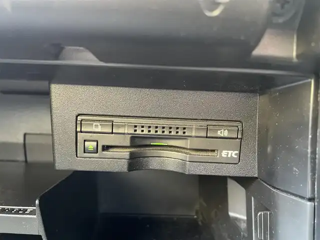 レクサス ＨＳ 250h バージョンL 和歌山県 2015(平27)年 2.6万km ソニッククォーツ 純正ナビ（AM/FM.CD.DVD.USB.AUX.BLUETOOTH.ワンセグフルセグTV)/D/N席パワーシート/クルーズコントロール/コーナーセンサー/バックカメラ/フロントカメラ/フォグランプ/ドライブレコーダー/ETC/HUD/ウッドコンビステアリング/エアシート/シートヒーター/純正フロアマット/純正ドアバイザー/コーナーポール