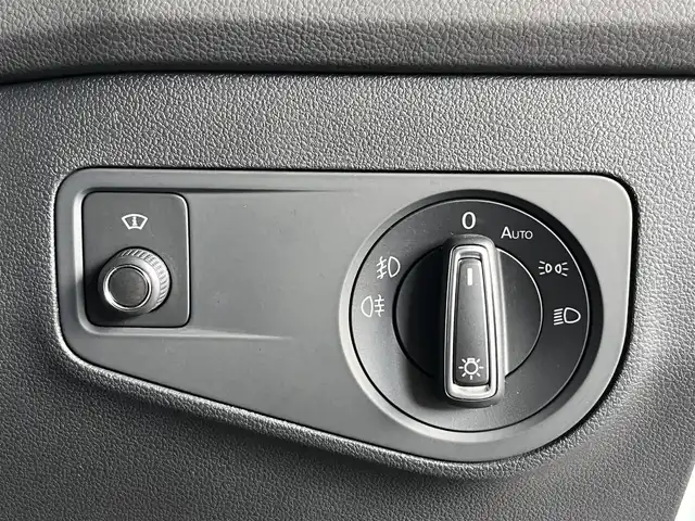 フォルクスワーゲン ティグアン TDI 4モーション Rライン 山形県 2019(令1)年 4.7万km 白 純正ナビ/360°カメラ/バックカメラ/フルセグTV/コーナーセンサー/アダプティブクルーズコントロール/ヘッドアップディスプレイ/ブラインドスポットモニター/レーンキープアシスト/ハーフレザーシート/シートヒーター/ミラーヒーター/パドルシフト/電動リアゲート