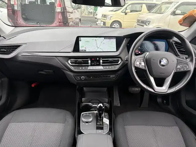 ＢＭＷ ２１８ｉ グランクーペ プレイ 埼玉県 2023(令5)年 1.6万km メルボルンレッド ・ディーラー点検記録R6:7年有/・iDriveナビパッケージ　/・10.25インチマルチディスプレイメーター/・10.25インチワイドコントロールディスプレイ/・バックカメラ　/・前後ドライブレコーダー　/・ETC2.0　/・インテリジェントパーソナルアシスト　/・コネクテッドドライブプロフェッショナル　/・パーキングアシスト/・クルーズコントロール/・ワイアレス充電/・前席パワーシート/・オートライト/・LEDヘットライト/・スマートキー×２/・プッシュスタート/・アイドリングストップ/・保証書/・取説