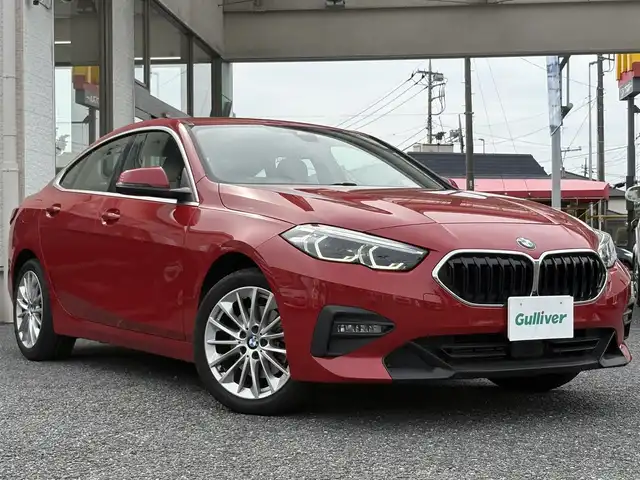 ＢＭＷ ２１８ｉ グランクーペ プレイ 埼玉県 2023(令5)年 1.6万km メルボルンレッド ・ディーラー点検記録R6:7年有/・iDriveナビパッケージ　/・10.25インチマルチディスプレイメーター/・10.25インチワイドコントロールディスプレイ/・バックカメラ　/・前後ドライブレコーダー　/・ETC2.0　/・インテリジェントパーソナルアシスト　/・コネクテッドドライブプロフェッショナル　/・パーキングアシスト/・クルーズコントロール/・ワイアレス充電/・前席パワーシート/・オートライト/・LEDヘットライト/・スマートキー×２/・プッシュスタート/・アイドリングストップ/・保証書/・取説