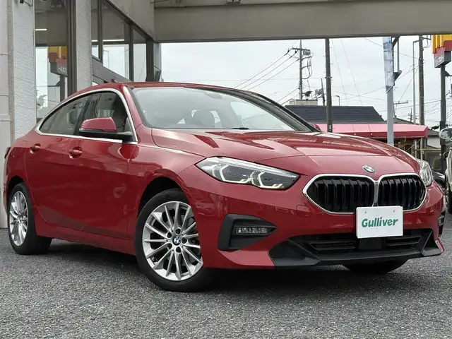 ＢＭＷ ２１８ｉ グランクーペ プレイ 埼玉県 2023(令5)年 1.6万km メルボルンレッド ・ディーラー点検記録R6:7年有/・iDriveナビパッケージ　/・10.25インチマルチディスプレイメーター/・10.25インチワイドコントロールディスプレイ/・バックカメラ　/・前後ドライブレコーダー　/・ETC2.0　/・インテリジェントパーソナルアシスト　/・コネクテッドドライブプロフェッショナル　/・パーキングアシスト/・クルーズコントロール/・ワイアレス充電/・前席パワーシート/・オートライト/・LEDヘットライト/・スマートキー×２/・プッシュスタート/・アイドリングストップ/・保証書/・取説