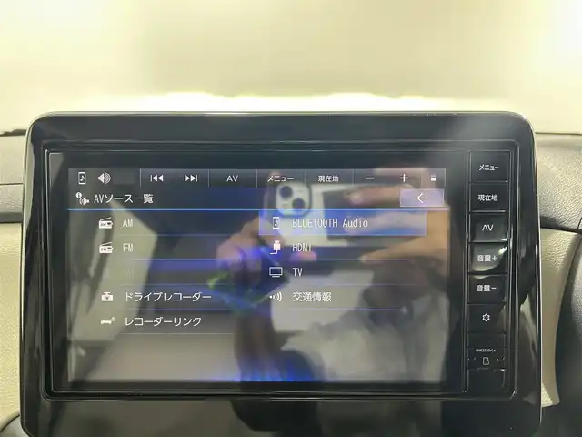 日産 ルークス X 佐賀県 2023(令5)年 0.4万km スターリングシルバーM 純正９型ナビ/(フルセグTV/AM/FM/Bluetooth)/衝突被害軽減ブレーキ/全方位カメラ/レーンアシスト/コーナーセンサー/前後ドライブレコーダー/パワースライドドア/純正ＬＥＤヘッドライト/オートライト/オートハイビーム/純正フロアマット/後席サーキュレーター/シートバックテーブル/スマートキー/プッシュスタート/ベンチシート/先行車発進お知らせ機能/標識検知機能/横滑り防止装置/盗難防止装置