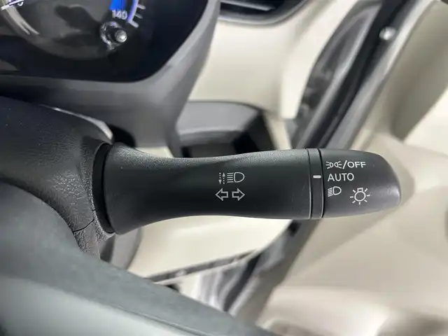 日産 ルークス X 佐賀県 2023(令5)年 0.4万km スターリングシルバーM 純正９型ナビ/(フルセグTV/AM/FM/Bluetooth)/衝突被害軽減ブレーキ/全方位カメラ/レーンアシスト/コーナーセンサー/前後ドライブレコーダー/パワースライドドア/純正ＬＥＤヘッドライト/オートライト/オートハイビーム/純正フロアマット/後席サーキュレーター/シートバックテーブル/スマートキー/プッシュスタート/ベンチシート/先行車発進お知らせ機能/標識検知機能/横滑り防止装置/盗難防止装置