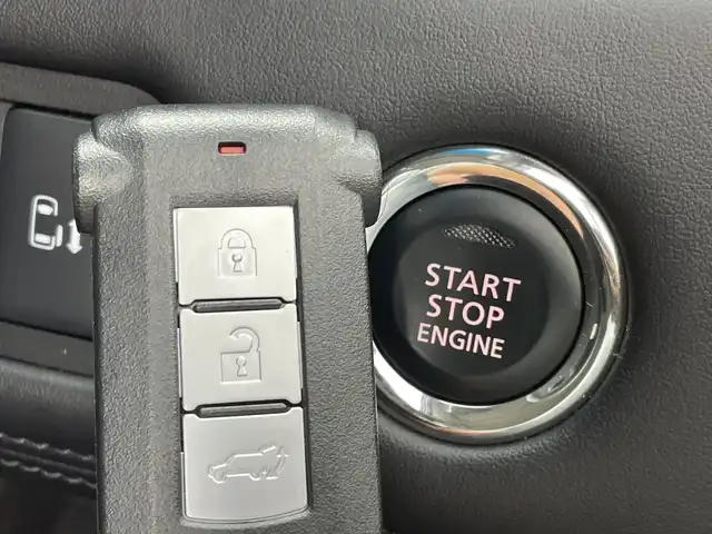 三菱 デリカＤ：５ P 新潟県 2024(令6)年 2.7万km アメジストブラック 10.1インチフローティングナビ/(AVN-HS01F)/(CD.DVD.フルセグ.HDMI.AppleCarPlay)/全方位カメラ/衝突軽減ブレーキ/レーダークルーズコントロール/レーンキープアシスト/オートマチックハイビーム/革巻きステアリング/ステアリングリモコン/LEDオートライト/フォグランプ/両側パワースライドドア/前後ドライブレコーダー/前席シートヒーター/ステアリングヒーター/パドルシフト/電子制御パーキングブレーキ/ブレーキホールド/プッシュスタート/スマートキー