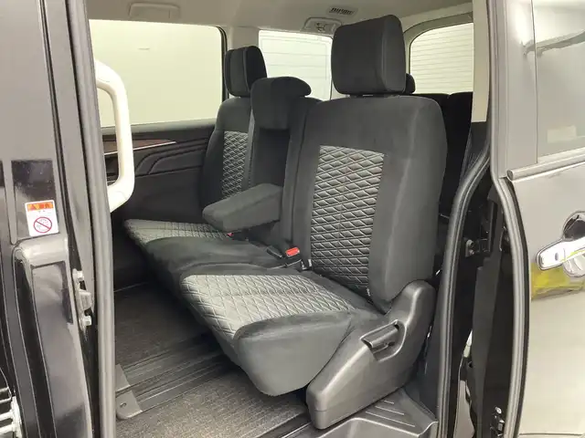 三菱 デリカＤ：５ P 新潟県 2024(令6)年 2.7万km アメジストブラック 10.1インチフローティングナビ/(AVN-HS01F)/(CD.DVD.フルセグ.HDMI.AppleCarPlay)/全方位カメラ/衝突軽減ブレーキ/レーダークルーズコントロール/レーンキープアシスト/オートマチックハイビーム/革巻きステアリング/ステアリングリモコン/LEDオートライト/フォグランプ/両側パワースライドドア/前後ドライブレコーダー/前席シートヒーター/ステアリングヒーター/パドルシフト/電子制御パーキングブレーキ/ブレーキホールド/プッシュスタート/スマートキー