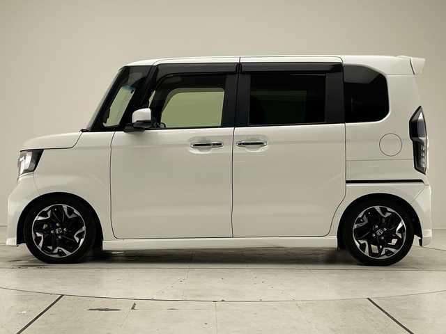 ホンダ Ｎ ＢＯＸ カスタム G L ターボ ホンダセンシング 愛知県 2020(令2)年 3.7万km プラチナホワイトパール 8型ナビ/両側パワースライドドア/クルーズコントロール/シートヒーター/コーナーセンサー/純正アルミホイール/LEDヘッドライト/オートマチックハイビーム/ドライブレコーダー/ETC/衝突軽減システム/フルセグ/CD DVD/Bluetooth/ステアリングスイッチ/スマートキー/プッシュスタート