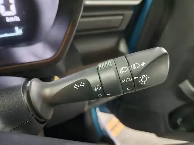 トヨタ ライズ Z 長崎県 2020(令2)年 7.7万km ターコイズブルーマイカメタリック 〇純正9型ナビ/〇フルセグTV/〇ETC/〇純正ドライブレコーダー/〇アダプティプクルーズコントロール/〇コーナーセンサー/〇スマートアシスト/〇衝突警報機能/〇ターボ/〇LEDヘッドランプ/〇LEDフロントフォグランプ/〇プッシュ式オートエアコン/〇革巻きステアリングホイール/〇シートヒーター/〇純正17インアルミホイール/〇キーフリーシステム/〇禁煙車