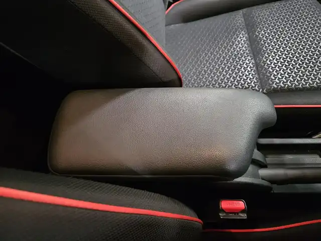 トヨタ ライズ Z 長崎県 2020(令2)年 7.7万km ターコイズブルーマイカメタリック 〇純正9型ナビ/〇フルセグTV/〇ETC/〇純正ドライブレコーダー/〇アダプティプクルーズコントロール/〇コーナーセンサー/〇スマートアシスト/〇衝突警報機能/〇ターボ/〇LEDヘッドランプ/〇LEDフロントフォグランプ/〇プッシュ式オートエアコン/〇革巻きステアリングホイール/〇シートヒーター/〇純正17インアルミホイール/〇キーフリーシステム/〇禁煙車