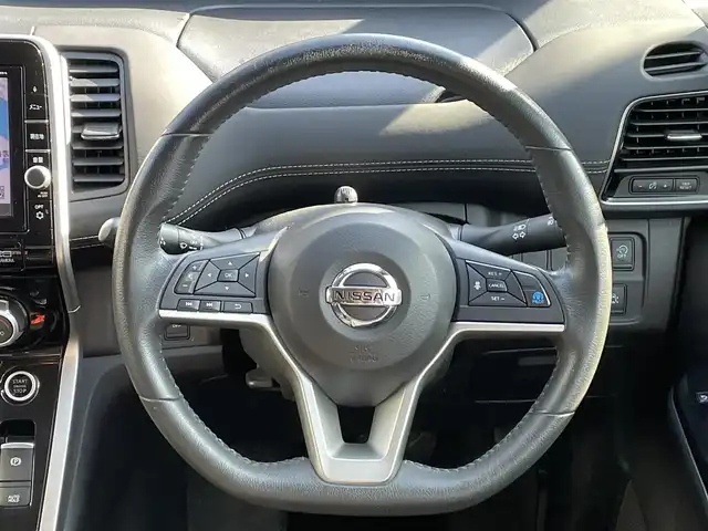 日産 セレナ ハイウェイスター G 福岡県 2016(平28)年 11.2万km ブリリアントホワイトパール (株)IDOMが運営する【じしゃロン八幡西店】の自社ローン専用車両になります。こちらは現金またはオートローンご利用時の価格です。自社ローンご希望の方は別途その旨お申付け下さい/スマートキー/純正メモリナビ/フルセグ/Bluetooth/アラウンドビューモニター/両側パワースライドドア/クルーズコントロール/ETC