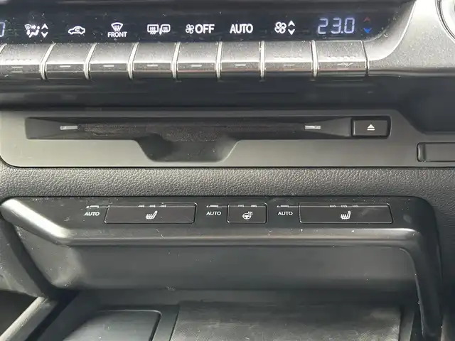 レクサス ＵＸ 群馬県 2020(令2)年 4.2万km グラファイトブラックガラスフレーク レクサスセーフティセンス/・PKSA/・RSA/・先行車発進/純正SDナビ/（AM/FM/CD/SD/USB/AUX）/フルセグTV/バックカメラ/電動リアゲート/レーダークルコン/パワーシート/レザーシート/メモリーシート/シートヒーター（D席/N席）/ステアリングヒーター/ステアリングスイッチ/ETC/ドラレコ/パドルシフト/LEDヘッドライト/純正フロアマット/純正ドアバイザー/保証書/取扱説明書