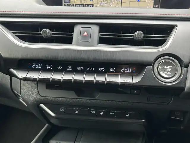 レクサス ＵＸ 群馬県 2020(令2)年 4.2万km グラファイトブラックガラスフレーク レクサスセーフティセンス/・PKSA/・RSA/・先行車発進/純正SDナビ/（AM/FM/CD/SD/USB/AUX）/フルセグTV/バックカメラ/電動リアゲート/レーダークルコン/パワーシート/レザーシート/メモリーシート/シートヒーター（D席/N席）/ステアリングヒーター/ステアリングスイッチ/ETC/ドラレコ/パドルシフト/LEDヘッドライト/純正フロアマット/純正ドアバイザー/保証書/取扱説明書