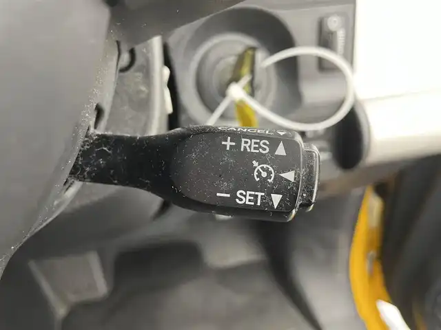 トヨタ ＦＪクルーザー カラーパッケージ 滋賀県 2015(平27)年 8.6万km イエロー/ホワイト 社外ナビ/Bluetooth/SD/CD/DVD/フルセグTV/４WD/バックカメラ/クルーズコントロール/純正フロアマット/純正17インチアルミホイール/背面タイヤ/リアソナー/ETC/リモコンキー