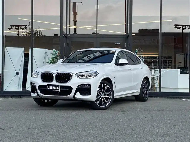 ＢＭＷ Ｘ４ xDrive 20d Mスポーツ 福岡県 2021(令3)年 5.2万km アルピンホワイトⅢ ・アクティブクルーズコントロール/・純正ナビ/Bluetooth/USB/carplay/・全方位カメラ/・黒革シート/シートヒーター/・ドライブレコーダー/・フルセグテレビ/・ETC/・純正20AW/・LEDライト