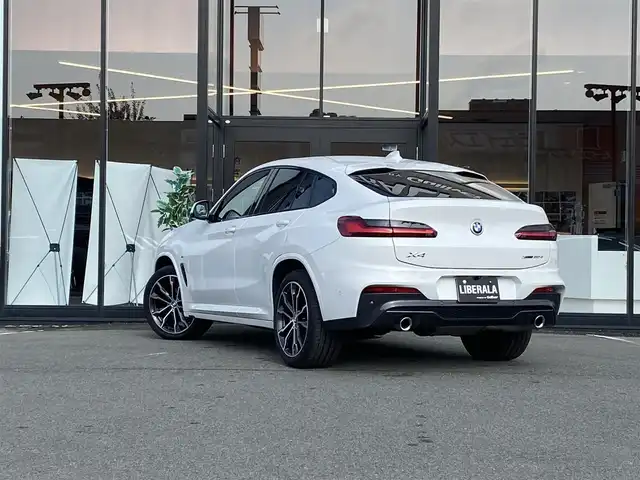 ＢＭＷ Ｘ４ xDrive 20d Mスポーツ 福岡県 2021(令3)年 5.2万km アルピンホワイトⅢ ・アクティブクルーズコントロール/・純正ナビ/Bluetooth/USB/carplay/・全方位カメラ/・黒革シート/シートヒーター/・ドライブレコーダー/・フルセグテレビ/・ETC/・純正20AW/・LEDライト
