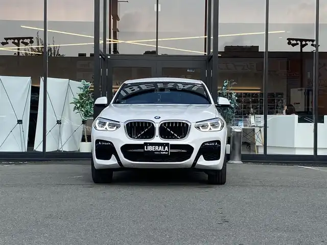 ＢＭＷ Ｘ４ xDrive 20d Mスポーツ 福岡県 2021(令3)年 5.2万km アルピンホワイトⅢ ・アクティブクルーズコントロール/・純正ナビ/Bluetooth/USB/carplay/・全方位カメラ/・黒革シート/シートヒーター/・ドライブレコーダー/・フルセグテレビ/・ETC/・純正20AW/・LEDライト
