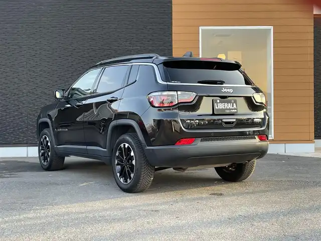 クライスラー・ジープ ジープ コンパス ロンジチュード 4×4 栃木県 2021(令3)年 3.1万km ブリリアントブラッククリスタル 純正メモリナビ/フルセグテレビ/Bluetooth/バックカメラ/アイドリングストップ/クルーズコントロール（ACC）/プッシュスタート/ETC/LEDヘッドライト/レーンキープアシスト/前後ドライブレコーダー/ブラインドスポットモニター