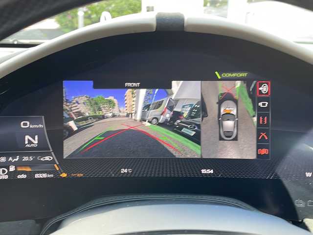フェラーリ フェラーリ ローマ 東京都 2021(令3)年 0.9万km 青 特注カラー　Blu Roma/ワンオーナー　保証書　記録簿　取説/オプション総額795万円/サランドビュー/アクティブマトリックスLEDヘッドライト/アップルカープレイ/ADASフルパッケージ/カラードブレーキキャリパー/カーボンファイバーアッパートンネルトリム/カーボンファイバー製ダッシュボード/レザー仕上げツートンインテリアtortora/スペシャルカラードステッチtortora/ヘッドレスト跳馬刺繍/スポーツエグゾーストパイプ/カラーカーペットのロゴ刺繍/LED付きカーボンファーバー製ステアリング/マグネライドデュアルモードショックアブソーバー/パッセンジャーディスプレイ/アルミニウム製フットレスト/スペシャルカラー/20インチダイアモンド研磨仕上げ鍛造ホイール/ベンチレーテッドフル電動シート/スマートキー×２【スペアキーBOX有】