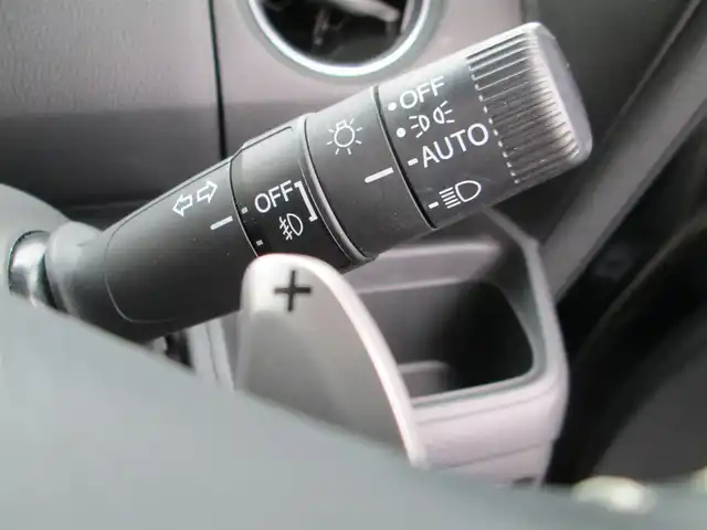 ホンダ Ｎ ＢＯＸ カスタム L ターボ 千葉県 2021(令3)年 2.8万km クリスタルブラックパール ワンオーナー/純正ナビ、フルセグTV/バックカメラ/純正オーディオ【DVD/CD/BT/SD/USB】/Honda SENSING/両側パワースライドドア/LEDヘッドライト&LEDフォグランプ/ヘッドライトレベライザー/レーダークルーズコントロール/パドルシフト付き革巻きステアリング/ナビ連動ステアリングスイッチ/ハーフレザーシート/前席シートヒーター/リアコーナーセンサー/ビルトインETC、スペアキー/取扱説明書/新車時保証書/ナビ取扱説明書/ホンダ整備記録簿(R4/5/6)