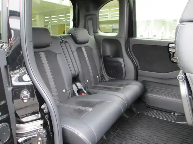 ホンダ Ｎ ＢＯＸ カスタム L ターボ 千葉県 2021(令3)年 2.8万km クリスタルブラックパール ワンオーナー/純正ナビ、フルセグTV/バックカメラ/純正オーディオ【DVD/CD/BT/SD/USB】/Honda SENSING/両側パワースライドドア/LEDヘッドライト&LEDフォグランプ/ヘッドライトレベライザー/レーダークルーズコントロール/パドルシフト付き革巻きステアリング/ナビ連動ステアリングスイッチ/ハーフレザーシート/前席シートヒーター/リアコーナーセンサー/ビルトインETC、スペアキー/取扱説明書/新車時保証書/ナビ取扱説明書/ホンダ整備記録簿(R4/5/6)