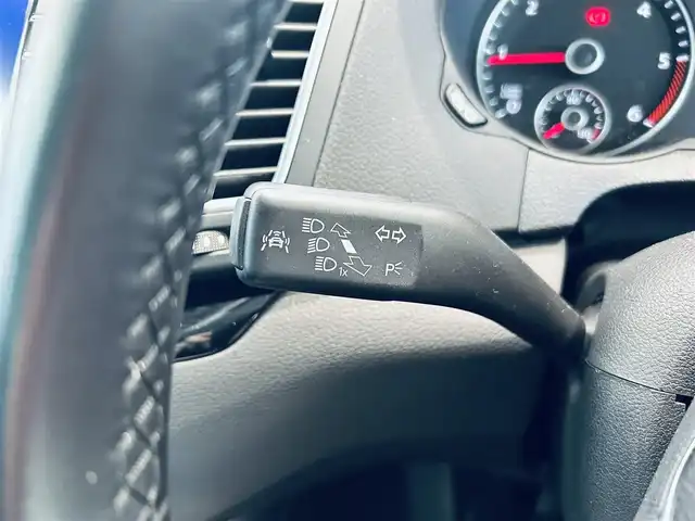 フォルクスワーゲン シャラン TDI ハイライン 大阪府 2022(令4)年 4.3万km 黒 純正ディスプレイオーディオ/applecarplay/バックカメラ/ハーフレザー/Ｄパワーシート/シートヒーター/ACC/ブラインドスポット/純正17インチAW/HIDヘッドライト/電動リアゲート/両側パワースライドドア/パドルシフト/ETC/ドラレコ