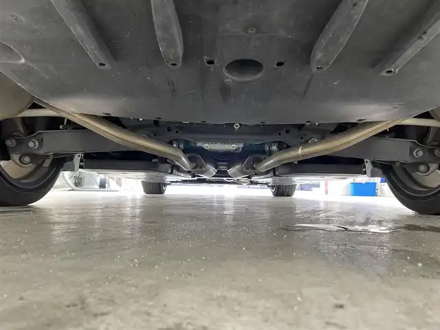 トヨタ クラウン ハイブリッド RS 滋賀県 2018(平30)年 6.3万km プレシャスブラックパール 禁煙車/純正SDナビ/CD/DVD/Bluetooth/フルセグTV/バックカメラ/前後ドラレコ（TZ）/純正１８インチAW/パワーシート（前席）/LEDヘッドライト/LEDフォグライト/ブラインドスポットモニター/レーンデパーチャーアラート/ステアスイッチ/ステアリングヒーター/パドルシフト/ウィンカーミラー/プッシュスタート/スマートキー2本/ISOFX対応