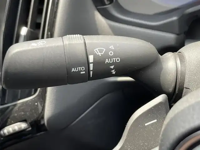 トヨタ クラウン ハイブリッド RS 滋賀県 2018(平30)年 6.3万km プレシャスブラックパール 禁煙車/純正SDナビ/CD/DVD/Bluetooth/フルセグTV/バックカメラ/前後ドラレコ（TZ）/純正１８インチAW/パワーシート（前席）/LEDヘッドライト/LEDフォグライト/ブラインドスポットモニター/レーンデパーチャーアラート/ステアスイッチ/ステアリングヒーター/パドルシフト/ウィンカーミラー/プッシュスタート/スマートキー2本/ISOFX対応