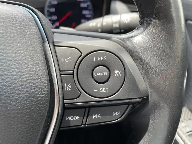トヨタ クラウン ハイブリッド RS 滋賀県 2018(平30)年 6.3万km プレシャスブラックパール 禁煙車/純正SDナビ/CD/DVD/Bluetooth/フルセグTV/バックカメラ/前後ドラレコ（TZ）/純正１８インチAW/パワーシート（前席）/LEDヘッドライト/LEDフォグライト/ブラインドスポットモニター/レーンデパーチャーアラート/ステアスイッチ/ステアリングヒーター/パドルシフト/ウィンカーミラー/プッシュスタート/スマートキー2本/ISOFX対応