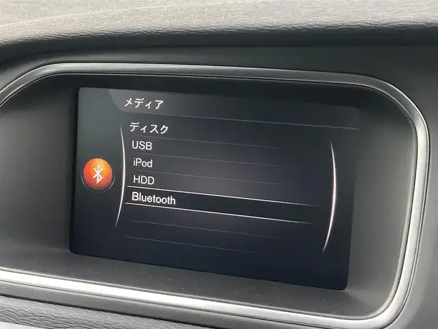 ボルボ Ｖ４０ T3 タックエディション 熊本県 2019(令1)年 3.3万km オニキスブラックP ・スマートキー/・プッシュスタート/・衝突警告/・レーンキーピングエイド/・道路標識情報/・CitySafety/・ブラインドスポットモニター/・距離アラート/・ドライバーアラート/・クルーズコントロール(追従式)/・前席パワーシート/・前席シートヒーター /・純正HDDナビ/　【DVD・Bluetooth・MSV】/・バックカメラ/・ETC/・LEDヘッドランプ/・純正マット/・純正バイザー