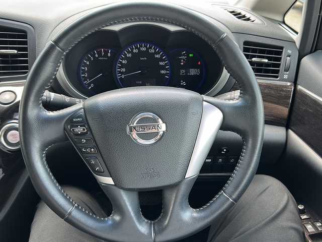 日産 エルグランド 250HWS アーバンクロム 福島県 2012(平24)年 10万km ブリリアントホワイトパール 純正HDDナビ/（DVD/FM/AM）/全方位カメラ/ワンセグTV/両側電動スライドドア/横滑り防止装置/後部座席モニター/ハロゲンライト/オートライト/ハーフレザー/フロアマット/プッシュスタート/スマートキー/記録簿/取扱説明書