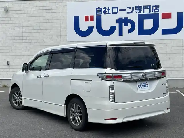 日産 エルグランド 250HWS アーバンクロム 佐賀県 2012(平24)年 10万km ブリリアントホワイトパール （株)IDOMが運営する【じしゃロン佐賀店】の自社ローン専用車両になります。/こちらは現金またはオートローンご利用時の価格です。自社ローンご希望の方は別途その旨お申付け下さい/禁煙車/純正HDDナビ/（DVD/FM/AM）/全方位カメラ/TV/両側電動スライドドア/横滑り防止装置/後部座席モニター/ハロゲンライト/オートライト/ハーフレザー/フロアマット/取扱説明書