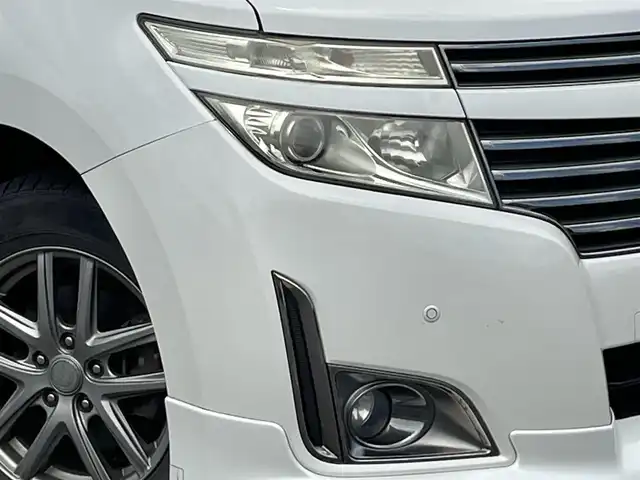 日産 エルグランド 250HWS アーバンクロム 佐賀県 2012(平24)年 10万km ブリリアントホワイトパール （株)IDOMが運営する【じしゃロン佐賀店】の自社ローン専用車両になります。/こちらは現金またはオートローンご利用時の価格です。自社ローンご希望の方は別途その旨お申付け下さい/禁煙車/純正HDDナビ/（DVD/FM/AM）/全方位カメラ/TV/両側電動スライドドア/横滑り防止装置/後部座席モニター/ハロゲンライト/オートライト/ハーフレザー/フロアマット/取扱説明書