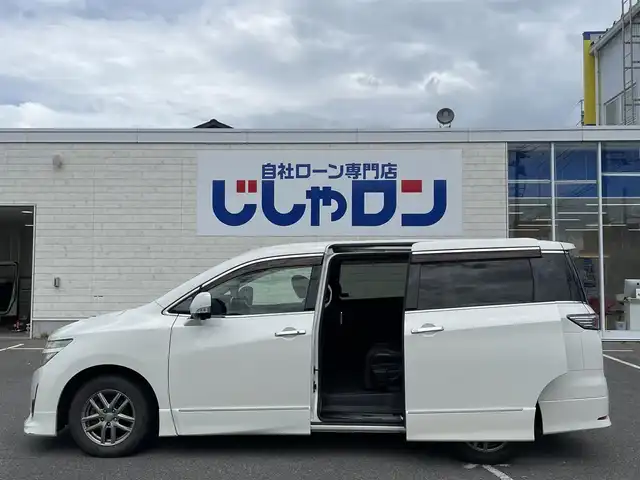 日産 エルグランド 250HWS アーバンクロム 佐賀県 2012(平24)年 10万km ブリリアントホワイトパール （株)IDOMが運営する【じしゃロン佐賀店】の自社ローン専用車両になります。/こちらは現金またはオートローンご利用時の価格です。自社ローンご希望の方は別途その旨お申付け下さい/禁煙車/純正HDDナビ/（DVD/FM/AM）/全方位カメラ/TV/両側電動スライドドア/横滑り防止装置/後部座席モニター/ハロゲンライト/オートライト/ハーフレザー/フロアマット/取扱説明書