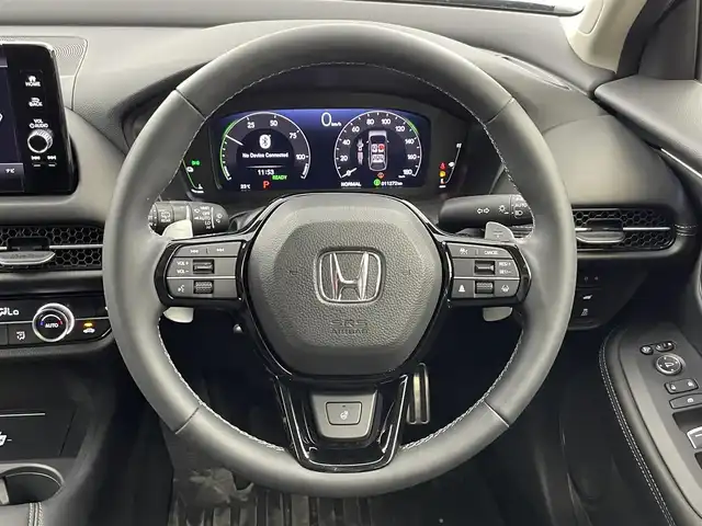 ホンダ ＺＲ－Ｖ ハイブリッド e:HEV Z 福井県 2024(令6)年 1.2万km クリスタルブラックパール 純正ホンダコネクト11.4インチナビ/【AM/FM/Bluetooth/フルセグTV/USB】/全方位カメラ/ビルトインETC2.0/BOSEプレミアムサウンドシステム(12スピーカー)/ホンダセンシング/・衝突軽減ブレーキ/・車線逸脱警報機能/・クルーズコントロール（追従有）/・レーンキープアシスト/レザーシート/パワーシート（運転席/助手席）/シートヒーター（運転席/助手席）/AFS（アダプティブドライビングビーム）/プッシュスタート/スマートキー/オートライト/LEDヘッドライド/取扱説明書/新車時保証書