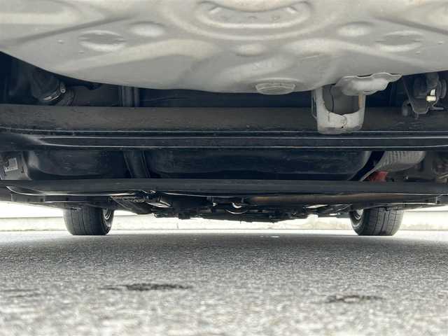 トヨタ プリウス S 滋賀県 2012(平24)年 11.3万km ブラック 純正HDDナビ/・フルセグTV/・Bluetooth/・バックカメラ/ETC/車高調/社外アルミホイール/シートカバー/盗難防止装置/電格ミラー/ウィンカーミラー/プッシュスタート/オートライト/フォグランプ/スマートキー/スペアキー