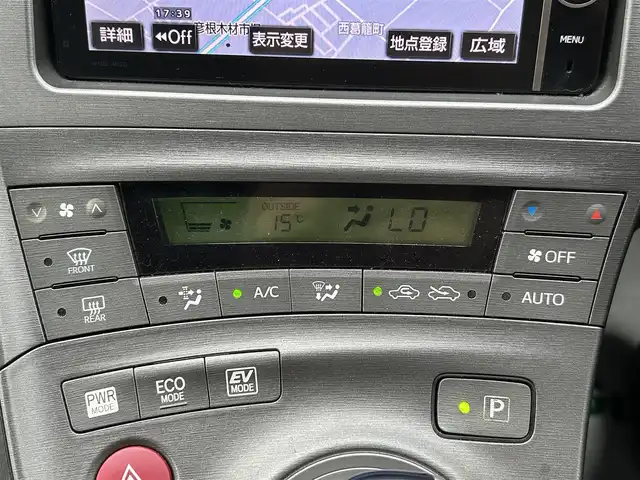 トヨタ プリウス S 滋賀県 2012(平24)年 11.3万km ブラック 純正HDDナビ/・フルセグTV/・Bluetooth/・バックカメラ/ETC/車高調/社外アルミホイール/シートカバー/盗難防止装置/電格ミラー/ウィンカーミラー/プッシュスタート/オートライト/フォグランプ/スマートキー/スペアキー