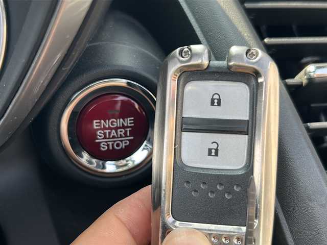 ホンダ Ｓ６６０ α 山口県 2021(令3)年 1.5万km プレミアムスターホワイトP ワンオーナー/禁煙車/モデューロフルエアロ/モデューロサスペンション/アクティブスポイラー/スカイサウンドインターナビ/(BT/USB/ラジオ)/社外(スプーン)エアクリーナー/(純正有り)/バックカメラ/スマートキー/プッシュスタート/ETC/スペアキー/ローダウン/純正フロアマット/純正アルミホイール/保証書/取扱説明書