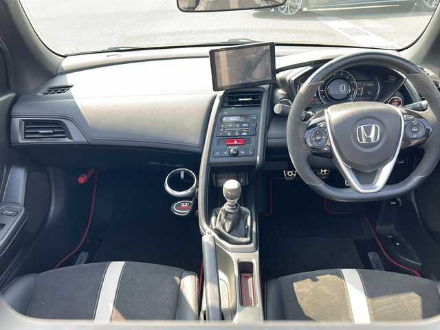 ホンダ Ｓ６６０ α 山口県 2021(令3)年 1.5万km プレミアムスターホワイトP ワンオーナー/禁煙車/モデューロフルエアロ/モデューロサスペンション/アクティブスポイラー/スカイサウンドインターナビ/(BT/USB/ラジオ)/社外(スプーン)エアクリーナー/(純正有り)/バックカメラ/スマートキー/プッシュスタート/ETC/スペアキー/ローダウン/純正フロアマット/純正アルミホイール/保証書/取扱説明書