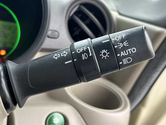 ホンダ Ｎ ＢＯＸ G Lパッケージ 山形県 2013(平25)年 8.1万km ヒダマリアイボリーパール 禁煙車/４WD/横滑り防止装置/バックカメラ/純正ナビ/（CD/DVD/Bluetooth）/片側パワースライドドア/純正フロアマット/HIDヘッドライト/フォグランプ/オートライト/プッシュスタート/スマートキー