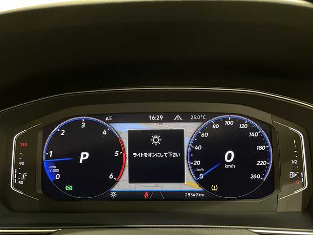 フォルクスワーゲン ＶＷ パサート ヴァリアント TDI Rライン 新潟県 2022(令4)年 2.9万km ディープブラックパールエフェクト オプション/電動パノラマガラスルーフ/Rline標準装備/・Rline専用ナパレザーシート/・Rline専用ペダルクラスター/・19インチアルミホイール/標準装備/・デジタルメータークラスター/・ヘッドアップディスプレイ/・LEDマトリックスヘッドライト/・パークディスタンスコントロール/・オブティカルパーキングシステム/・シートヒーター/・パワーシート/・パワーテールゲート/・アダプティブクルーズコントロール/・レーンキープアシスト/・レーンチェンジアシスト/・Volkswagen純正DiscoverPro/・Applecarplay/・Androidauto/・フルセグTV/・ETC