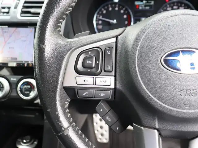 スバル フォレスター 2．0XT アイサイト 神奈川県 2015(平27)年 5.9万km クリスタルホワイトP 4WD/シルバールーフレール/ステアリングスイッチ/ETC /バックカメラ /純正メモリナビ /CD/DVDプレーヤー/フルセグテレビ/シートヒーター/クルーズコントロール/ドアバイザー/プッシュスタート/保証書/取説/スペアキー/記録簿(H28/29/30/R3/5/6/)