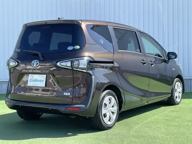 トヨタ シエンタ ハイブリッド X 香川県 2019(令1)年 7.5万km ヴィンテージブラウンパールクリスタルシャイン 純正SDナビゲーション（NSLN-W68）/【AM/FM/Bluetooth】/バックカメラ/クリアランスソナー（前後）/トヨタセーフティセンス/→プリクラッシュセーフティ（衝突被害軽減）/→プロアクティブドライビングアシスト（ハンドル操作支援）/→レーンディパーチャーアラート（車線逸脱警報）/→オートマチックハイビーム/ETC/片側パワースライドドア/フロアマット/電動格納ミラー（ウィンカー付）/横滑り防止装置/スマートキー/スペアキー