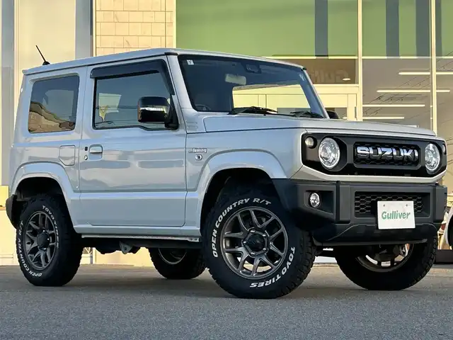スズキ ジムニー XC 兵庫県 2021(令3)年 3.1万km ピュアホワイトP 純正ナビ/BTオーディオ/フルセグテレビ/CD/DVD再生機能/USBポート/バックカメラ/ETC/前席シートヒーター/LEDヘッドライト/オートライト/フォグランプ/純正16インチAW/純正フロアマット/ドアバイザー