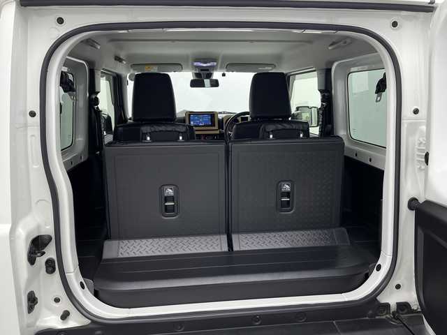 スズキ ジムニー XC 愛知県 2021(令3)年 3.1万km ピュアホワイトP 純正ナビ/・Bluetooth接続/・フルセグTV/・CD/DVD再生機能/USBポート/バックカメラ/ビルトインETC/前席シートヒーター/LEDヘッドライト（オートライト/オートハイビーム）/フォグランプ/純正16インチAW/純正フロアマット/ドアバイザー/衝突被害軽減ブレーキ/車線逸脱警報機能